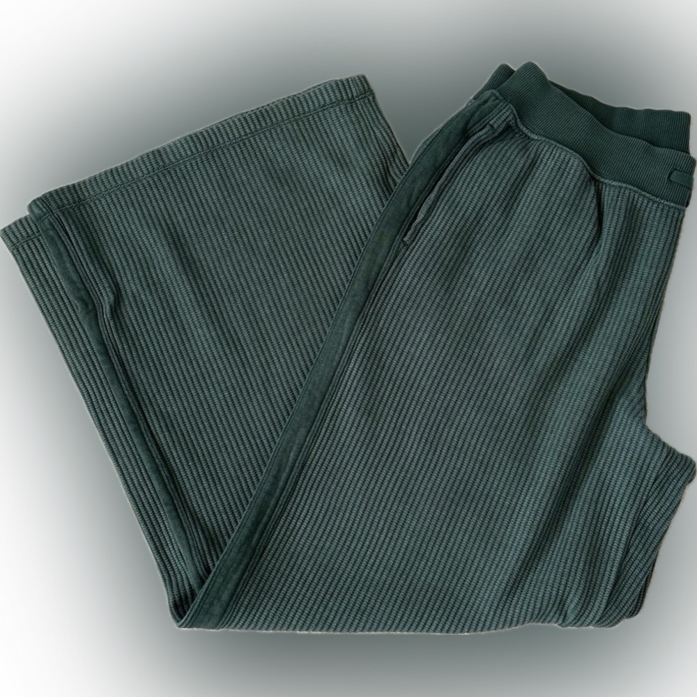 Aerie Green Waffle Trousers
